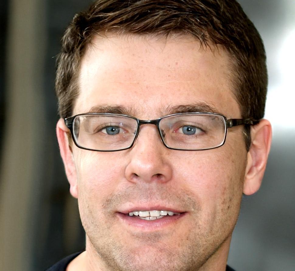 Oskar Lindqvist testimonial